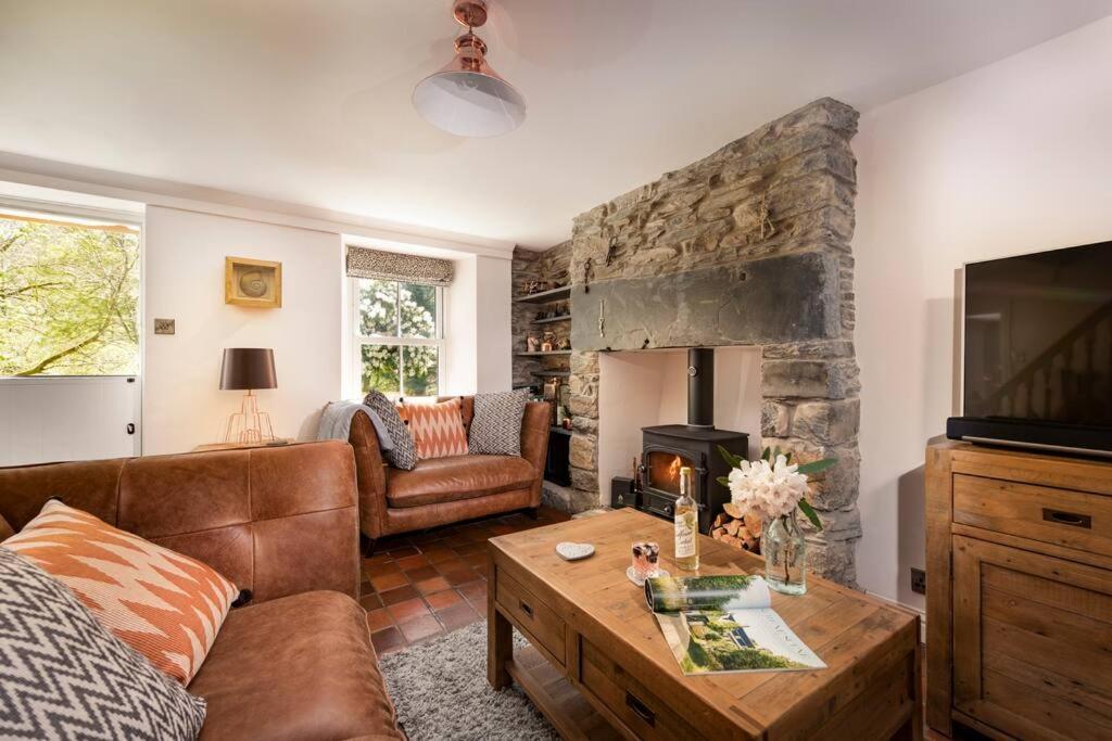 Charming Riverside Cottage In Snowdonia National Park Tanygrisiau Esterno foto